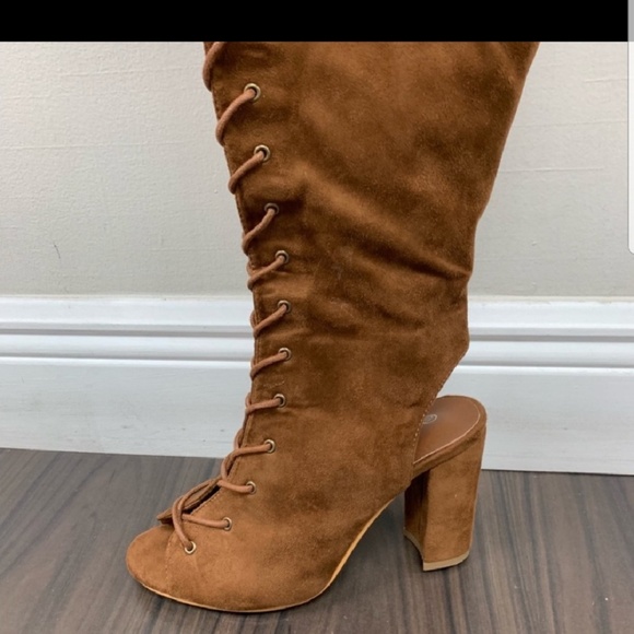 🔥LAST 1! Size 8! ♡ 🖤 HOST PICK 🖤♡ - Picture 3 of 8